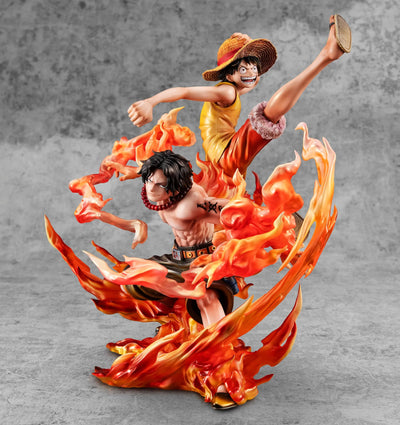 One Piece - Monkey D. Luffy - Portgas D. Ace - Portrait Of Pirates Maximum - Kyoudai no Kizuna, 20th LIMITED Ver. (MegaHouse) [Shop Exclusive]ㅤ – MegaHouse – ActionFigureBrasil — ângulo diferente