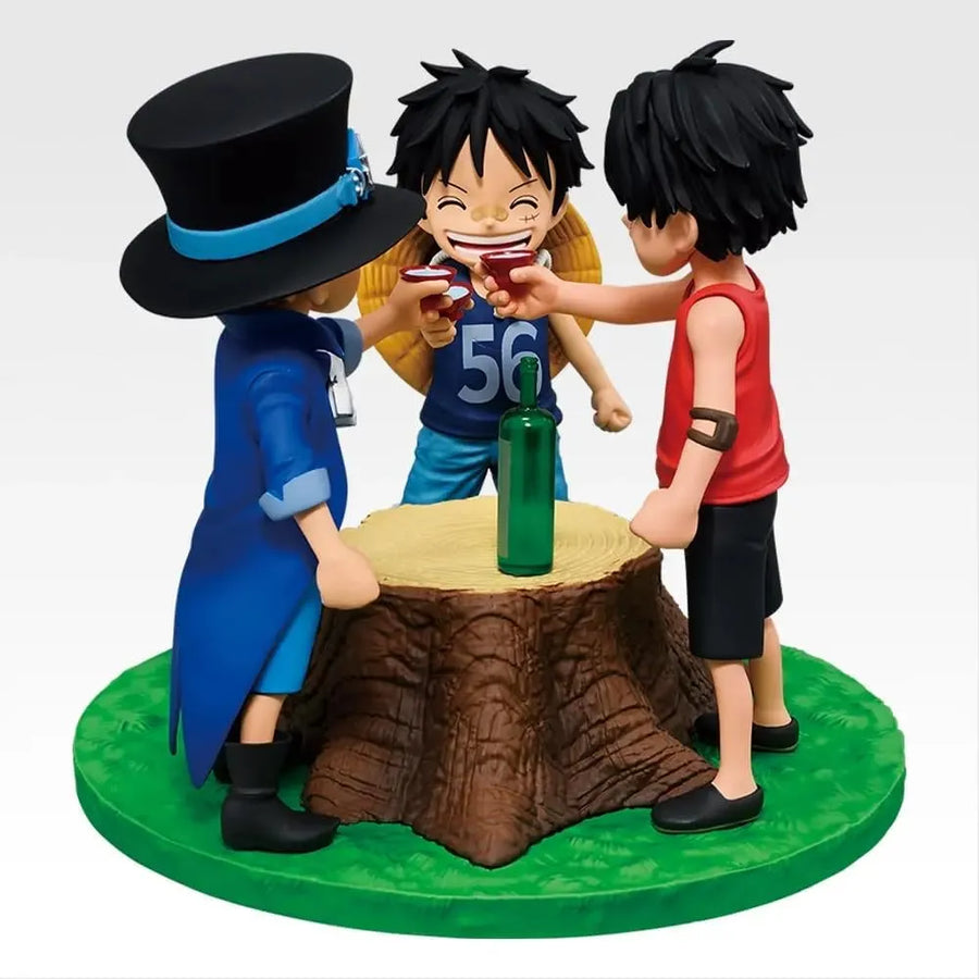 One Piece - Monkey D. Luffy - Portgas D. Ace - Sabo - Ichiban Kuji - Ichiban Kuji One Piece Dramatic Memories (A Prize) - Revible Moment (Bandai Spirits)ㅤ – Bandai Spirits – ActionFigureBrasil