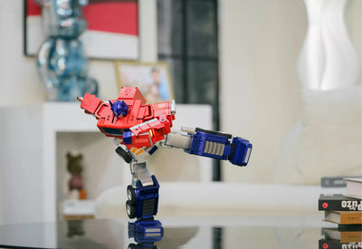 Optimus Prime G1 Elite Robot – Robosen – ActionFigure Brasil — acessórios