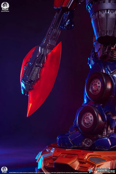 Optimus Prime (Jet Convoy Edition) - LIMITED EDITION: 200 (Jet Convoy) – PCS – ActionFigure Brasil — com base expositora