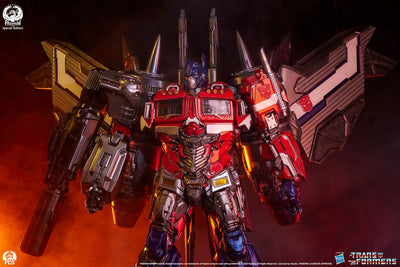 Optimus Prime (Jet Convoy Edition) - LIMITED EDITION: 200 (Jet Convoy) – PCS – ActionFigure Brasil — ambientada