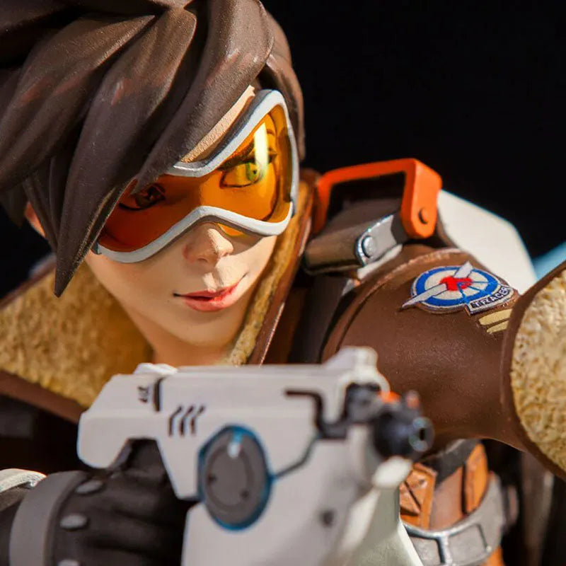 Overwatch - Tracer Lena Oxton 12 Inch Statueㅤ – Blizzard Entertainment – ActionFigure Brasil