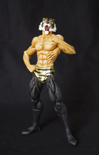 Overwhelming Sculpt Tiger Mask Real Figure Gold Paint Ver.ㅤ – Dive – ActionFigureBrasil — close
