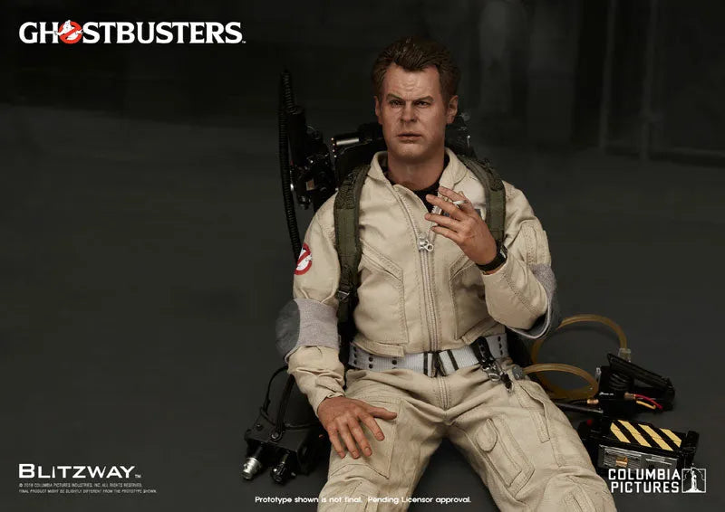 P UMS Ghostbusters - 1/6 Collectible Figure Dan Aykroyd as Raymond Stantzㅤ – Blitzway – ActionFigure Brasil