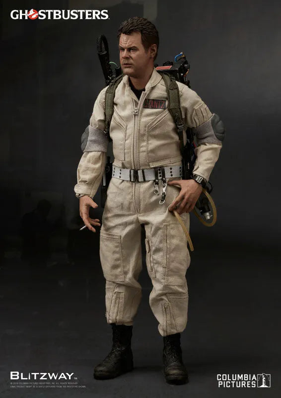 P UMS Ghostbusters - 1/6 Collectible Figure Dan Aykroyd as Raymond Stantzㅤ – Blitzway – ActionFigure Brasil