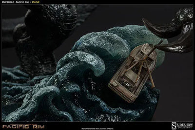 Pacific Rim - Knifehead Kaiju Statueㅤ – Sideshow Collectibles – ActionFigure Brasil — ambientada