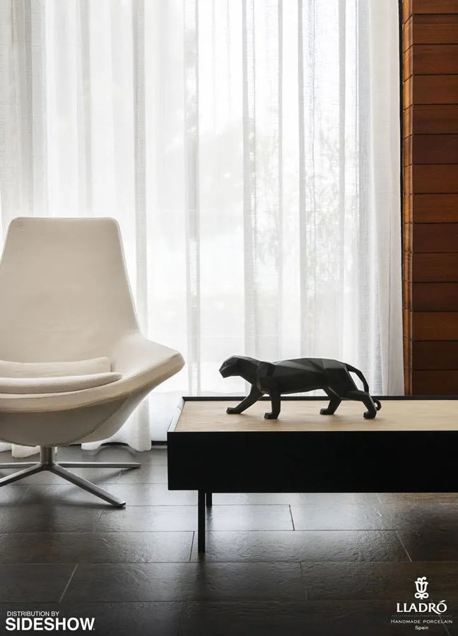 Panther (Black Matte) – Lladró – ActionFigure Brasil