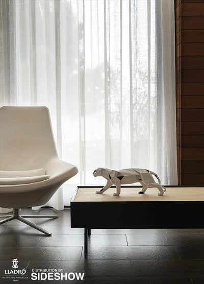 Panther – Lladró – ActionFigure Brasil — ambientada