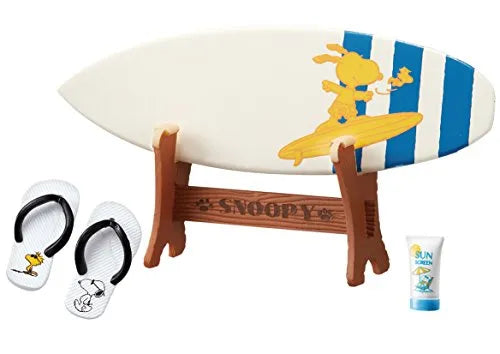 Peanuts - Snoopy - Candy Toy - Snoopy`s West Coast House - 1 - On the Skateboard (Re-Ment)ㅤ – Re-Ment As Manufacturer – ActionFigure Brasil