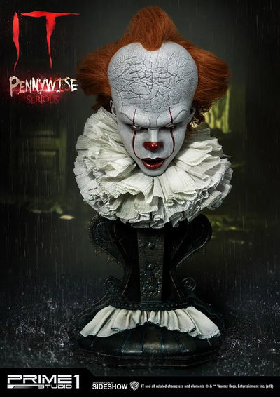 Pennywise (Serious) - LIMITED EDITION: 250 – Prime 1 Studio – ActionFigure Brasil — com base expositora
