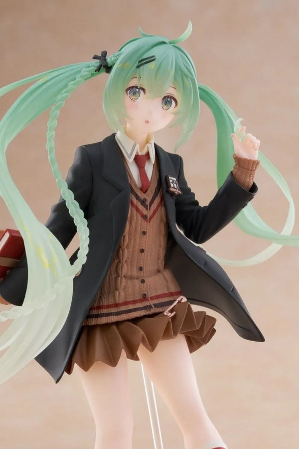 Piapro Characters - Hatsune Miku - Hatsune Miku Fashion Series - Preppy (Taito)ㅤ – Taito – ActionFigure Brasil
