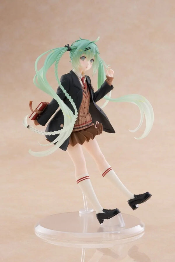 Piapro Characters - Hatsune Miku - Hatsune Miku Fashion Series - Preppy (Taito)ㅤ – Taito – ActionFigure Brasil