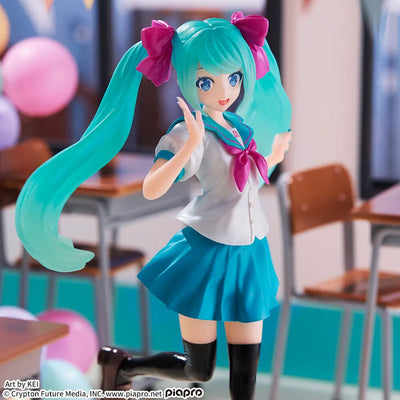 Piapro Characters - Hatsune Miku - Luminasta - 16th Anniversary KEI Ver. (SEGA)ㅤ – Sega – ActionFigure Brasil — iluminação de estúdio