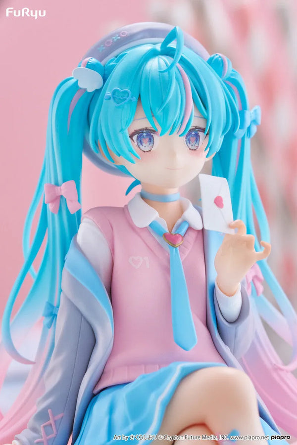Piapro Characters - Hatsune Miku - Noodle Stopper Figure - Koisuru Blazer (FuRyu)ㅤ – FuRyu – ActionFigure Brasil