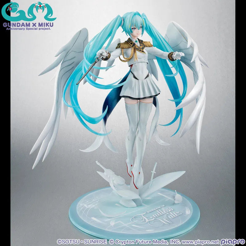 Piapro Characters - Shin Kidou Senki Gundam Wing Endless Waltz - Hatsune Miku - Gundam x Miku Anniversary Special Project - Lucrea - 1/7 - Wing Gundam Zero EW (MegaHouse) [Shop Exclusive]ㅤ – MegaHouse – ActionFigureBrasil