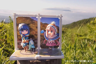 Pla Accessory 07: Stack Studio [Yuru Camp Ver.]ㅤ – PLUM – ActionFigureBrasil — com base expositora
