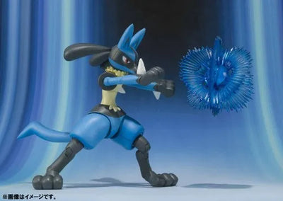 Pocket Monsters - Lucario - S.H.Figuarts (Bandai)ㅤ – Bandai – ActionFigureBrasil — com base expositora