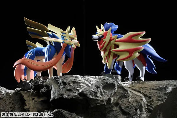 Pocket Monsters - Zamazenta - Monster Collection - ML-19 (Takara Tomy)ㅤ – Takara Tomy – ActionFigureBrasil