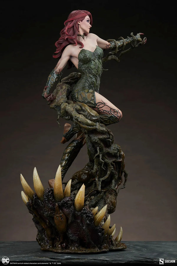 Poison Ivy: Deadly Nature - LIMITED EDITION: 1000 – Sideshow Collectibles – ActionFigure Brasil