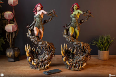 Poison Ivy: Deadly Nature - LIMITED EDITION: 1000 – Sideshow Collectibles – ActionFigure Brasil — embalagem