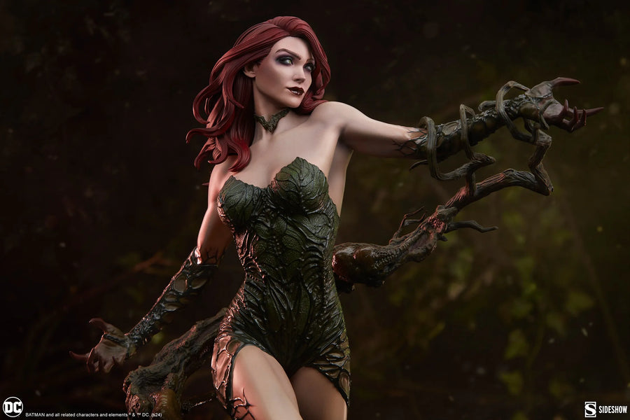 Poison Ivy: Deadly Nature - LIMITED EDITION: 1000 – Sideshow Collectibles – ActionFigure Brasil