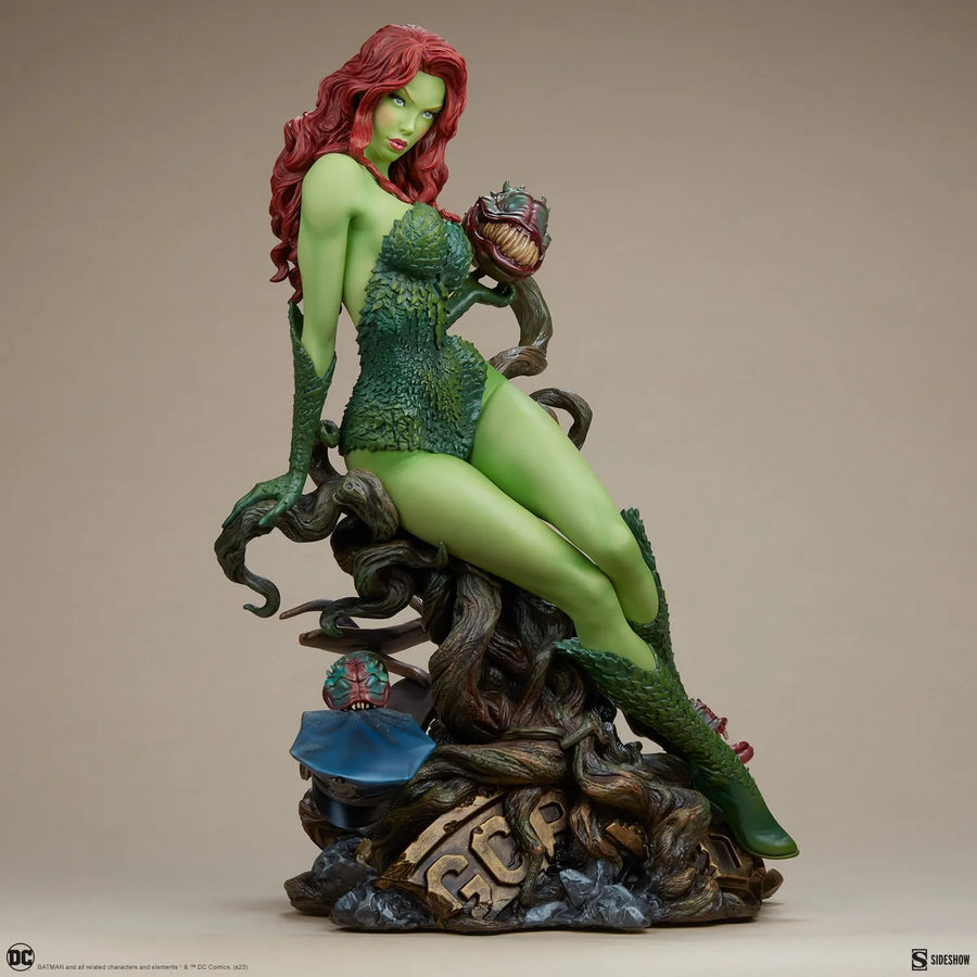 Poison Ivy (Green Variant) (Variant) – Sideshow Collectibles – ActionFigure Brasil