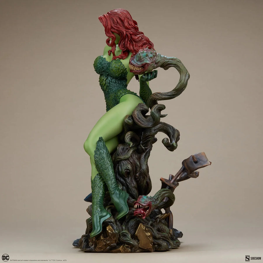 Poison Ivy (Green Variant) (Variant) – Sideshow Collectibles – ActionFigure Brasil