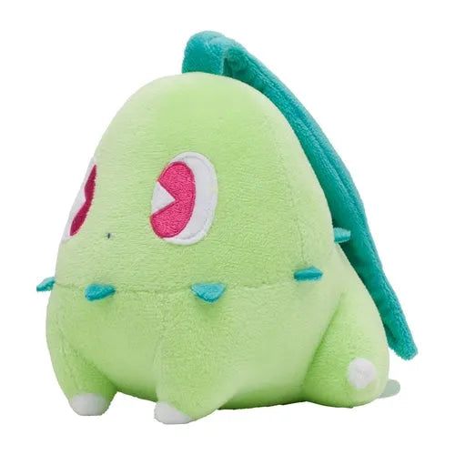 Pokemon - Chikorita - Saiko Soda Refresh Plushie (Pokemon Center)ㅤ – Pokemon Center – ActionFigure Brasil