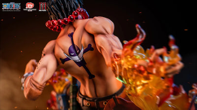 Portgas D. Ace VS Marshall D. Teach – Jimei Palace – ActionFigure Brasil — close