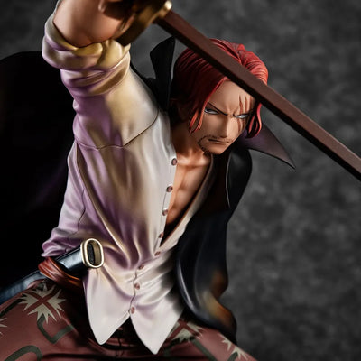 Portrait of Pirates "Red-Haired" Shanks – MegaHouse – ActionFigure Brasil — ambientada