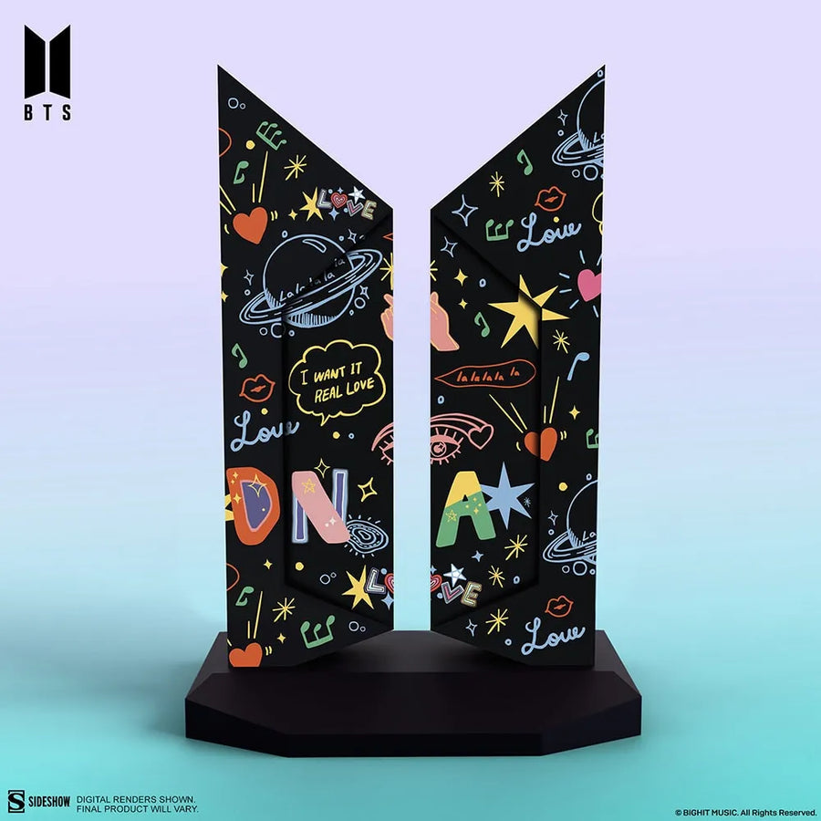 Premium BTS Logo: DNA Edition - LIMITED EDITION (DNA Edition) – Sideshow Collectibles – ActionFigure Brasil