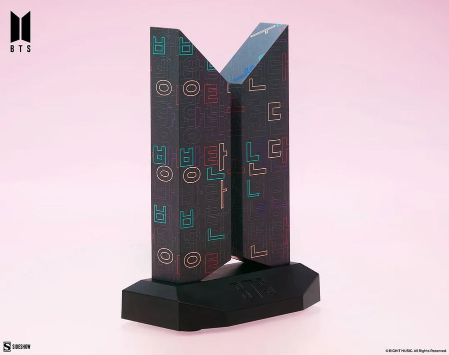 Premium BTS Logo: Hangeul Edition - LIMITED EDITION (Hangeul Edition) – Sideshow Collectibles – ActionFigure Brasil