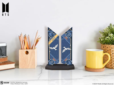 Premium BTS Logo: On Edition - LIMITED EDITION (On Edition) – Sideshow Collectibles – ActionFigure Brasil — ambientada