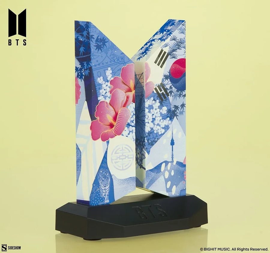Premium BTS Logo: Seoul Edition - LIMITED EDITION (Seoul Edition) – Sideshow Collectibles – ActionFigure Brasil