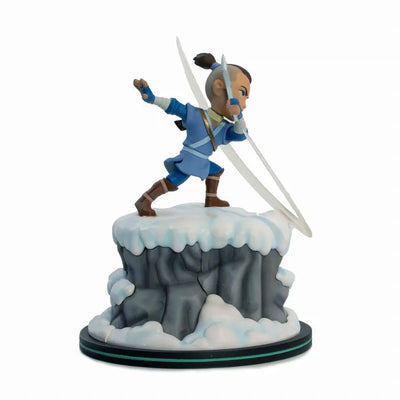 Q-Fig Max Elite / Avatar: the Legend of Aang: Sokka PVC Figureㅤ – QUANTUM MECHANIX – ActionFigure Brasil — ângulo diferente