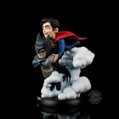 Q Pop Max - World's Finest: Batman & Superman PVC Figureㅤ – Gantaku – ActionFigureBrasil — acessórios