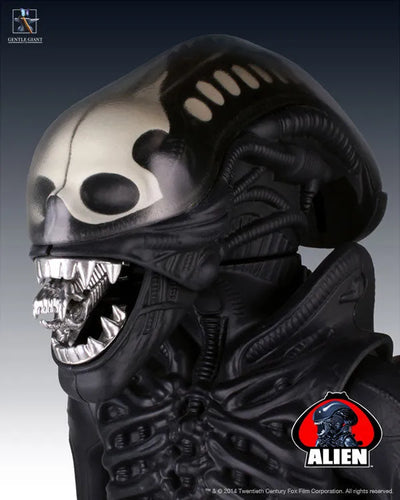 Retro Kenner 24 Inch Action Figure "Alien" Alienㅤ – Gantaku – ActionFigure Brasil — com base expositora