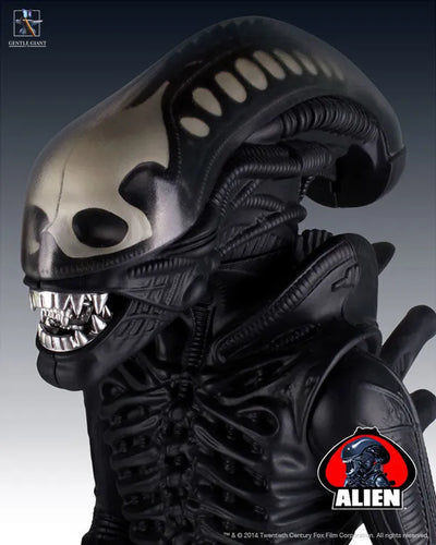 Retro Kenner 24 Inch Action Figure "Alien" Alienㅤ – Puella Magi Madoka Magica – ActionFigureBrasil — ângulo diferente