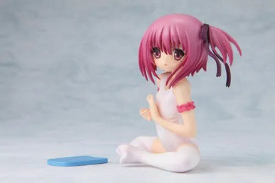 Ro-Kyu-Bu! SS - Minato Tomoka - Pandora System - 1/10 - White Swimsuit ver. (Chara-Ani, Toy's Works)ㅤ – Chara-Ani – ActionFigure Brasil — ambientada