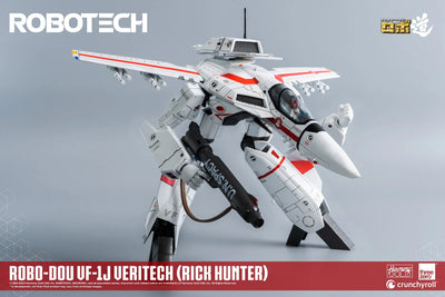 ROBO-DOU VF-1J Veritech (Rick Hunter) – Threezero – ActionFigure Brasil — com base expositora