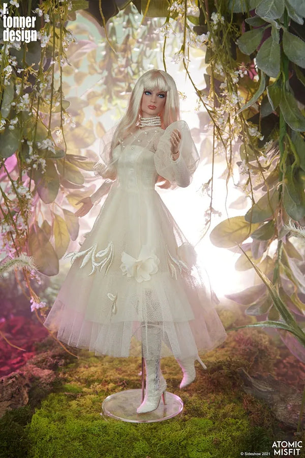 Romantic Notion Fashion Doll - LIMITED EDITION: 250 – Sideshow Collectibles – ActionFigure Brasil