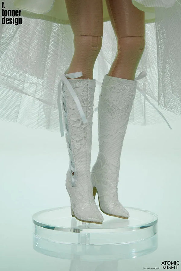 Romantic Notion Fashion Doll - LIMITED EDITION: 250 – Sideshow Collectibles – ActionFigure Brasil