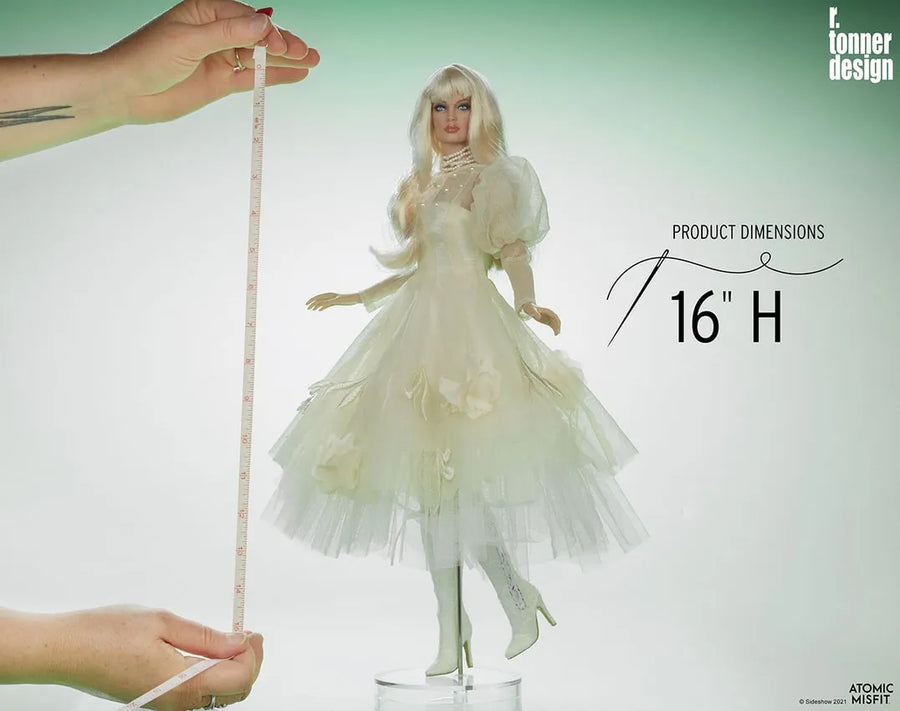 Romantic Notion Fashion Doll - LIMITED EDITION: 250 – Sideshow Collectibles – ActionFigure Brasil