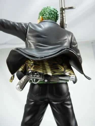 Roronoa Zoro | Door Painting Collectionㅤ – Plex – ActionFigure Brasil — ambientada