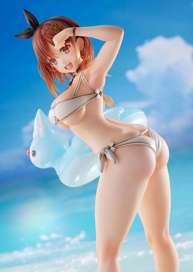 Ryza (White Swimwear Version) – Square Enix – ActionFigure Brasil