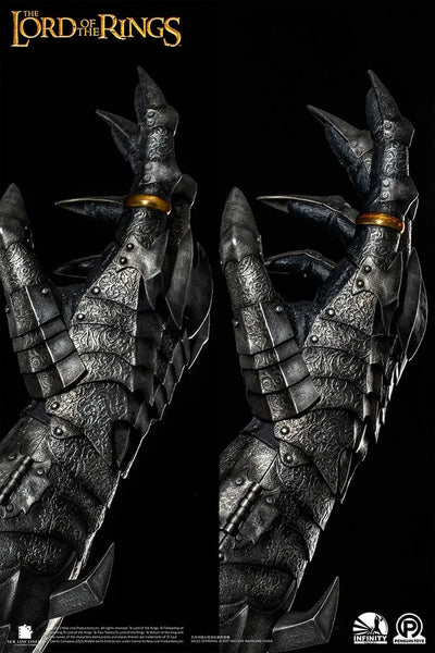 Sauron - LIMITED EDITION: 99 – Infinity Studio X Penguin Toys – ActionFigure Brasil — ângulo diferente