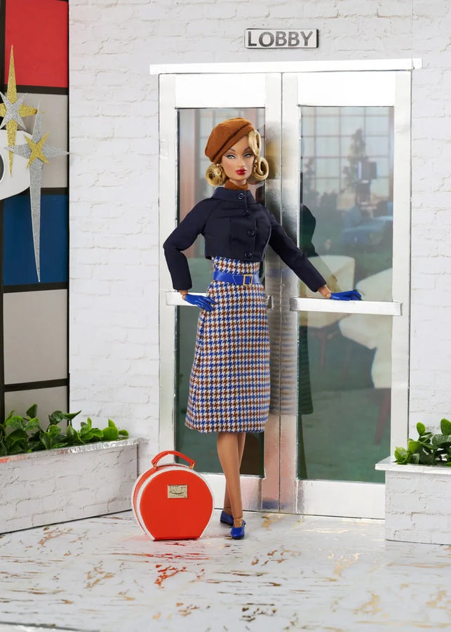 Seeing the Sights – Maeve Rocha™ - LIMITED EDITION: 600 – Integrity Toys – ActionFigure Brasil