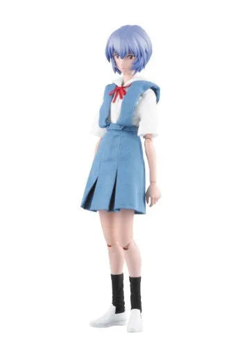 Shin Seiki Evangelion - Ayanami Rei - Real Action Heroes #499 - 1/6 - Evangelion 2.0 Uniform Ver. (Medicom Toy)ㅤ – Medicom Toy – ActionFigure Brasil — ambientada