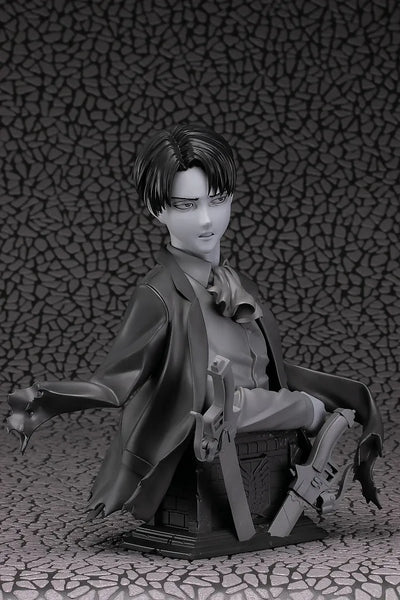 Shingeki no Kyojin - Levi - 1/3 - Bust Ver., Prototype Gray Ver. (FOTS Japan)ㅤ – B'full – ActionFigureBrasil — close