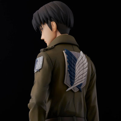 Shingeki no Kyojin - Levi - Coat Style (Union Creative International Ltd)ㅤ – Union Creative – ActionFigureBrasil — ângulo diferente